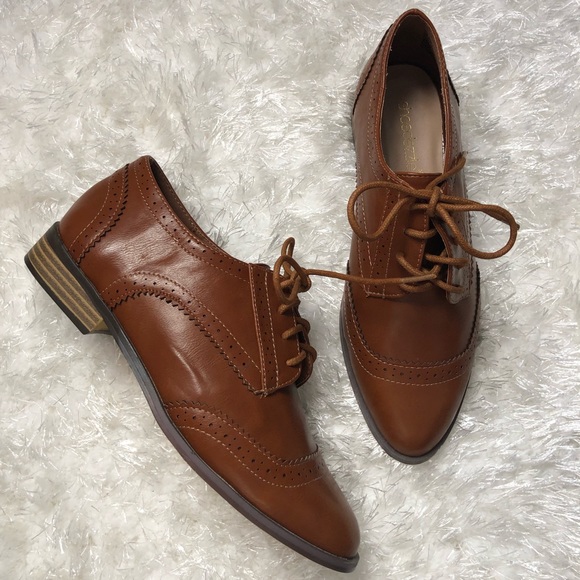 Shoes - Tan/brown shoes